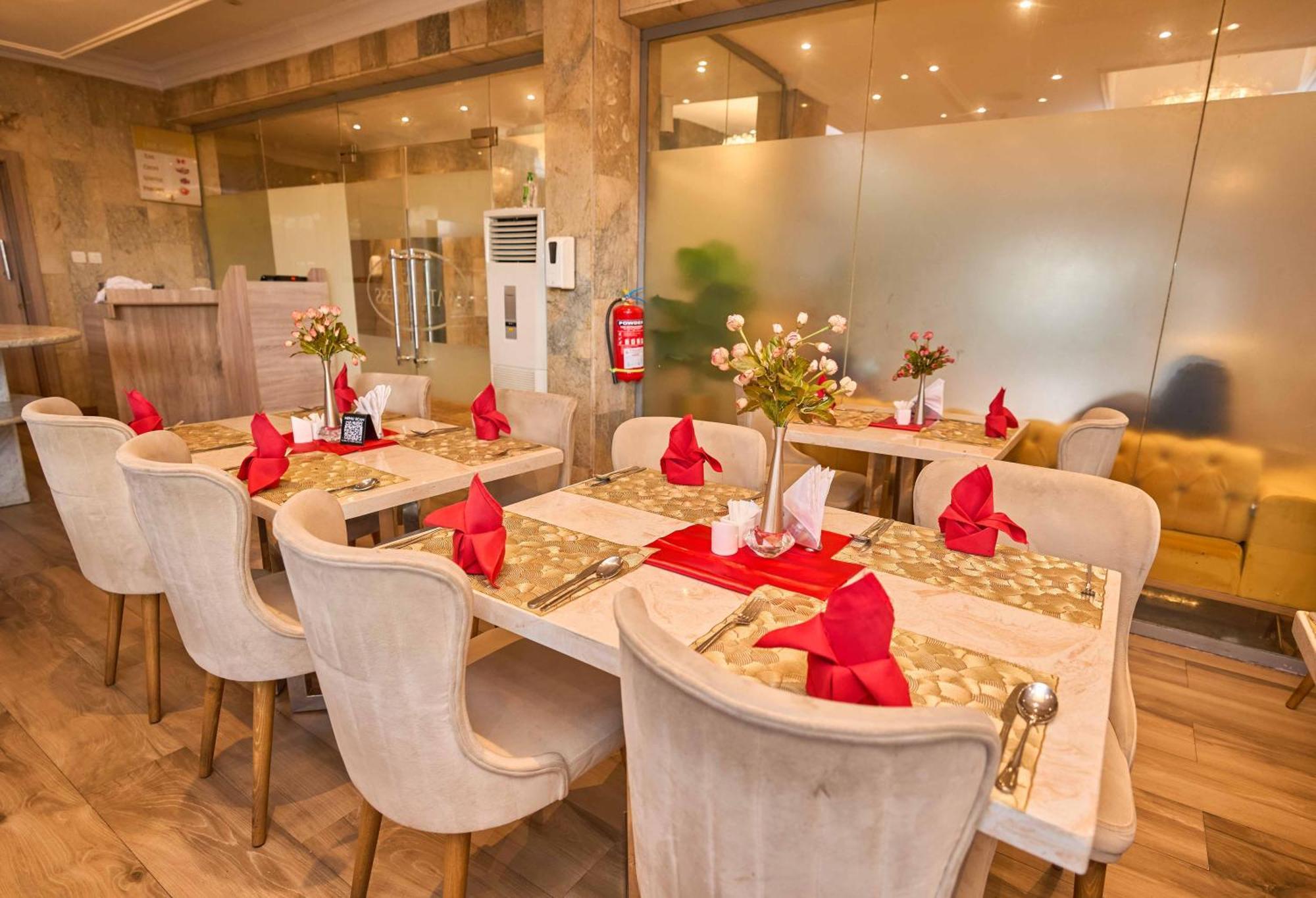 Watercress Hotels And Event Ikeja Dış mekan fotoğraf