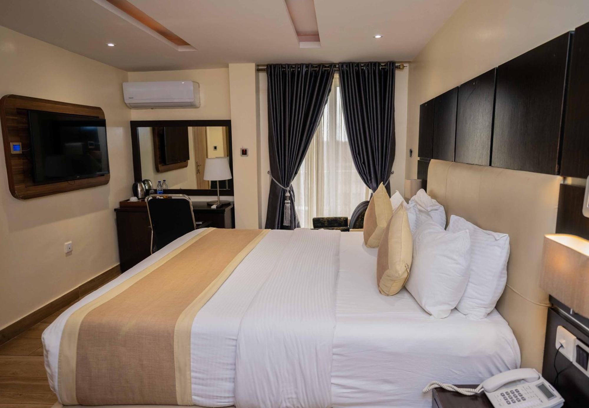 Watercress Hotels And Event Ikeja Dış mekan fotoğraf